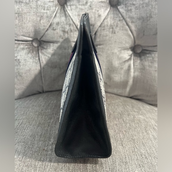 Authentic Gucci Accessory Collection Clutch - EUC - Picture 5 of 9